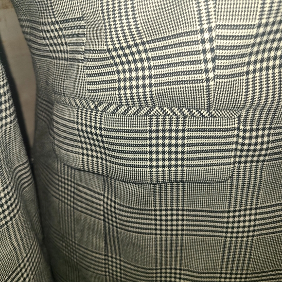 Veronica Beard Black Leather, Plaid Print Blazer Timeless Sophistication - Picture 6 of 11